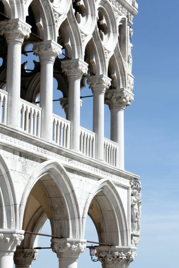 Besuch des Herzoglichen Palastes in Venedig, Italien