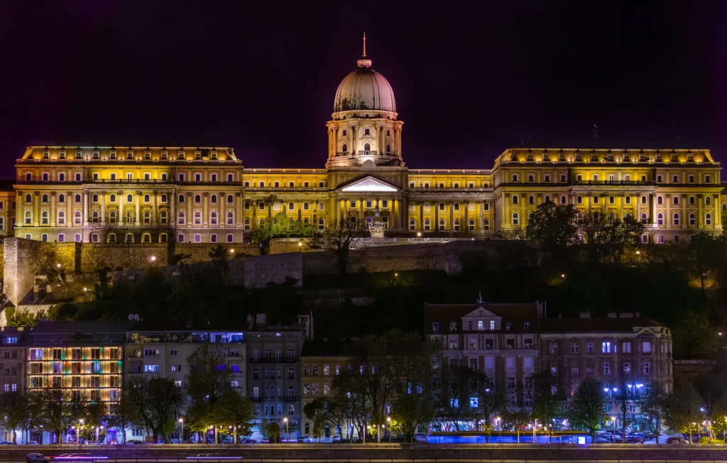 Budapester Burg bei Nacht