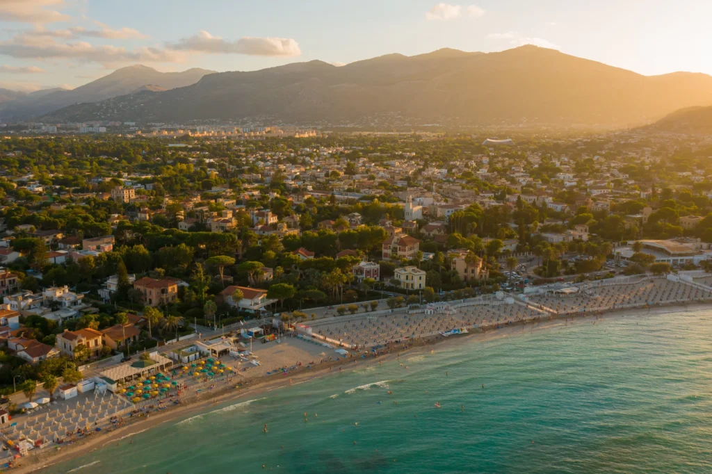 Mondello in der Umgebung von Palermo in Sizilien, Italien