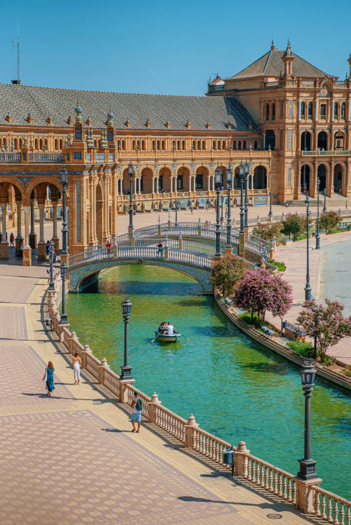 Plaza de España, Übernachten in Sevilla