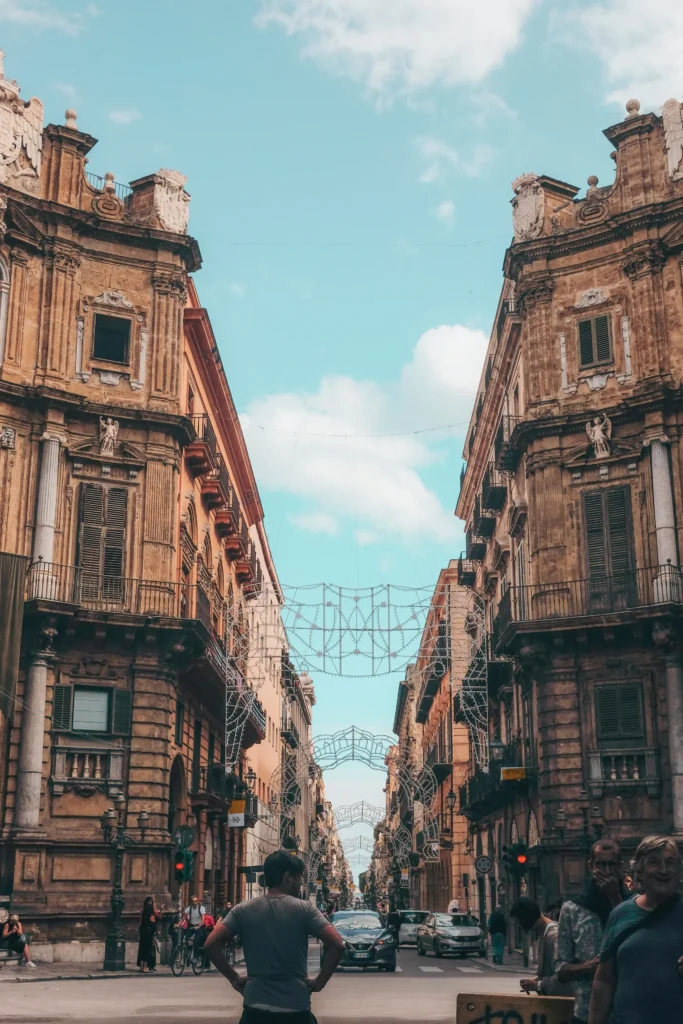 Quattro Canti im Centro Storico von Palermo, Sizilien, Italien