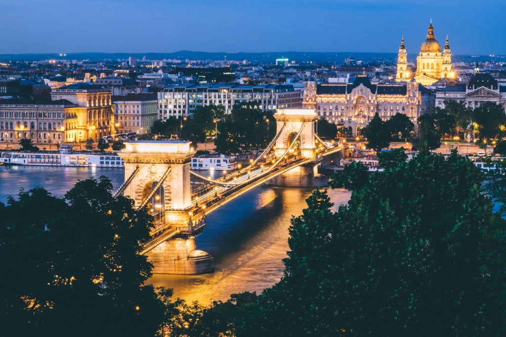 Stadtviertel in Budapest um mit der Familie zu übernachten und zu besichtigen